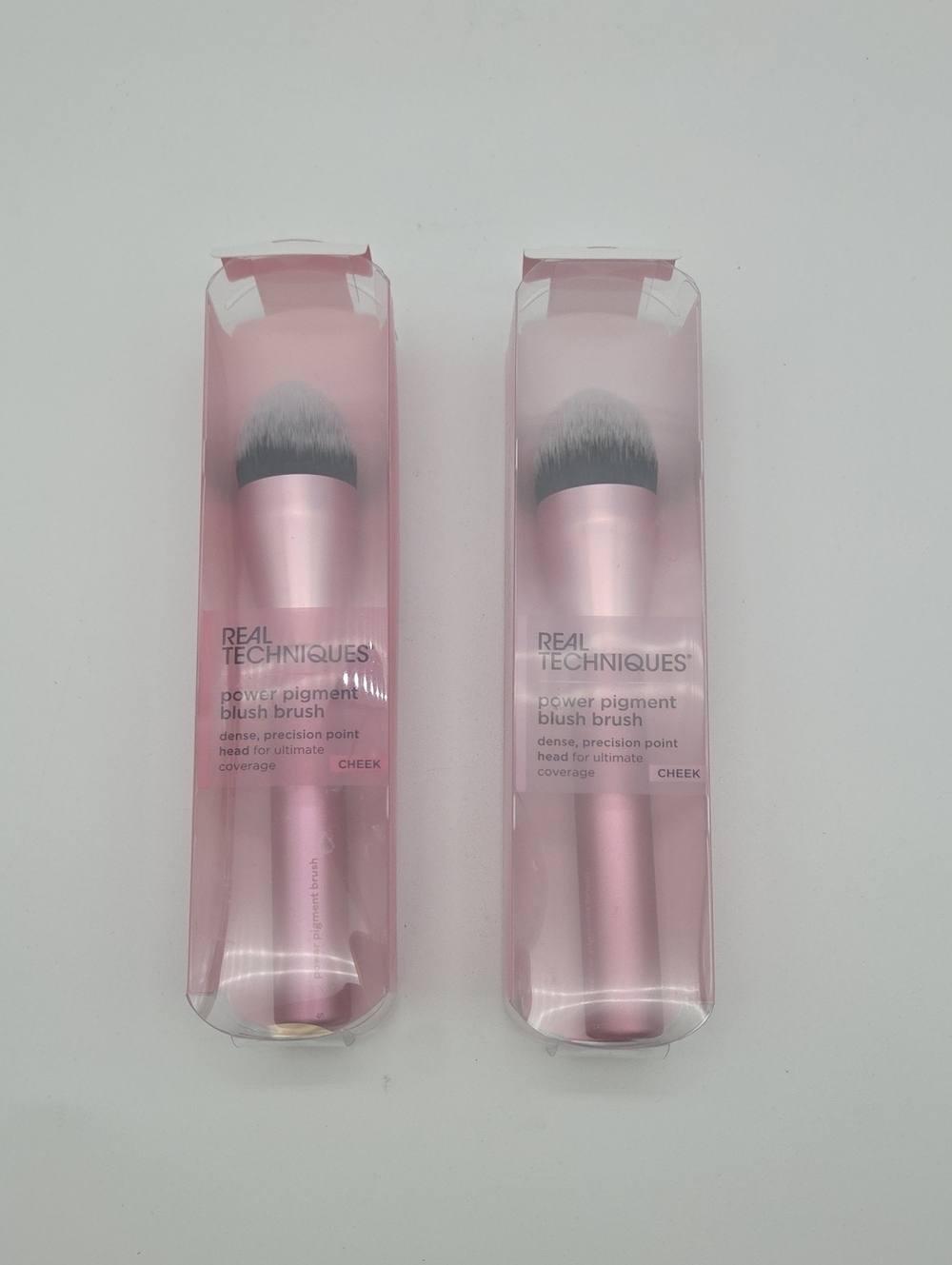 Real Techniques Power Pigment Blush Brushes in Light Pink (Set of 2)